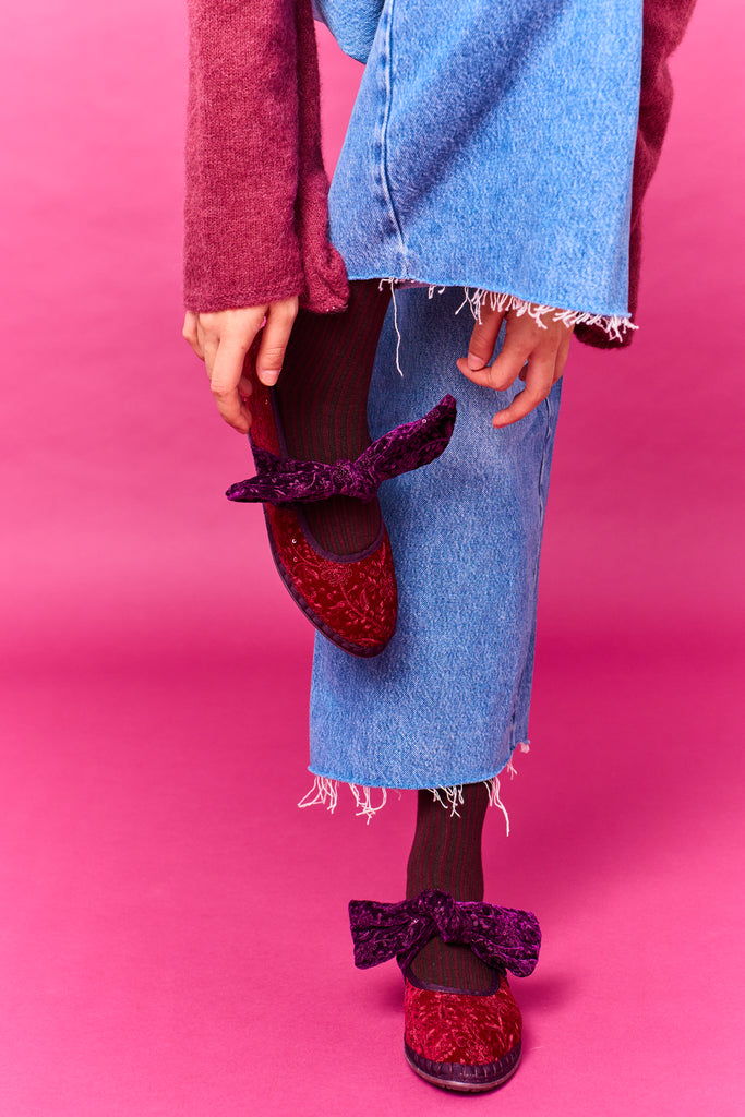 Lyra Sylva Burgundy
