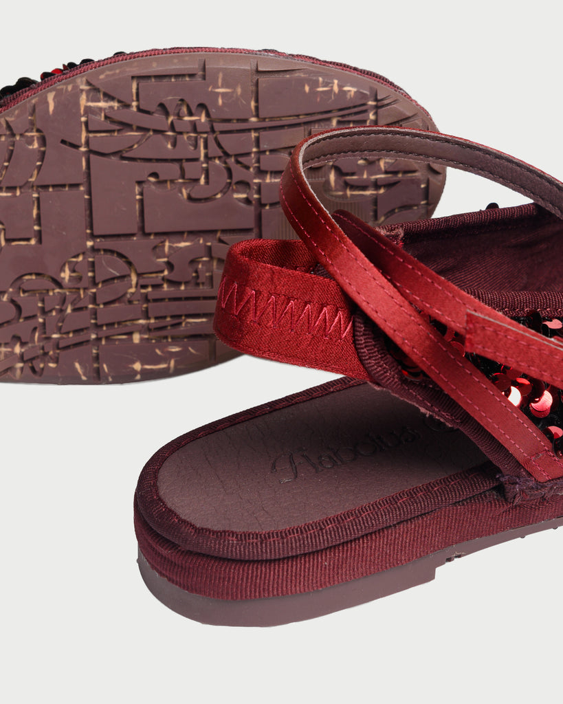 Flabelus X Sara Salamo Burgundy